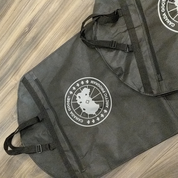 NEW Canada Goose Garment Bags - Picture 3 of 4